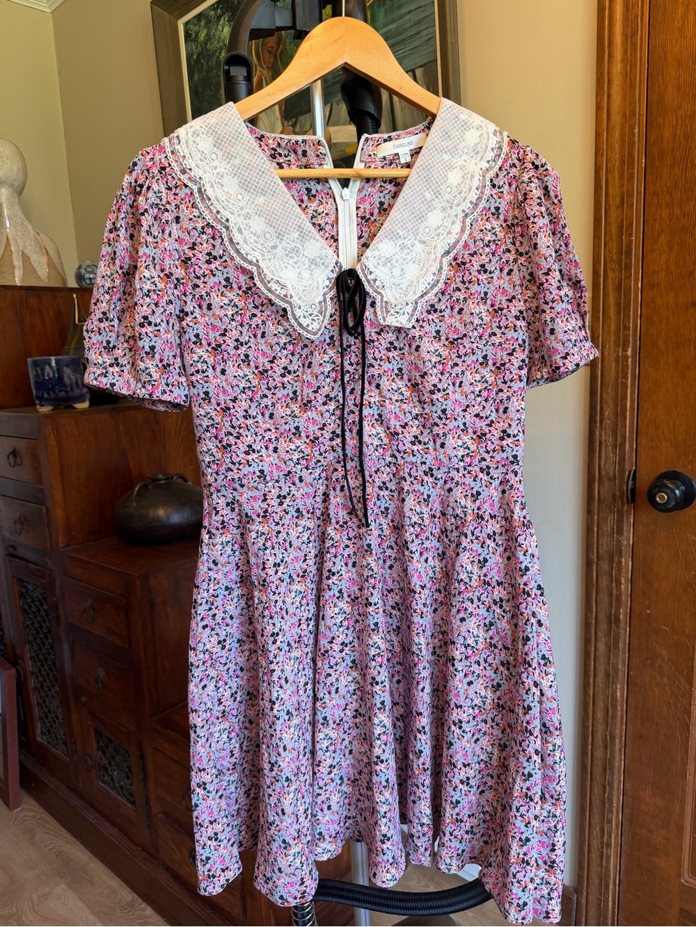 Like new Pink Floral Dress with Lace Collar